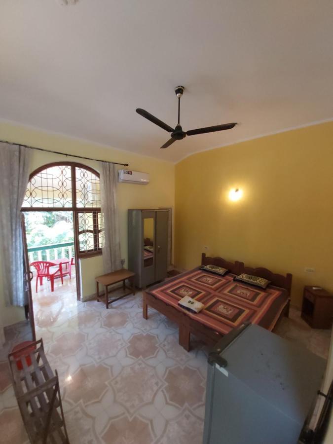 Joaquina'S Guest House Calangute Exterior photo