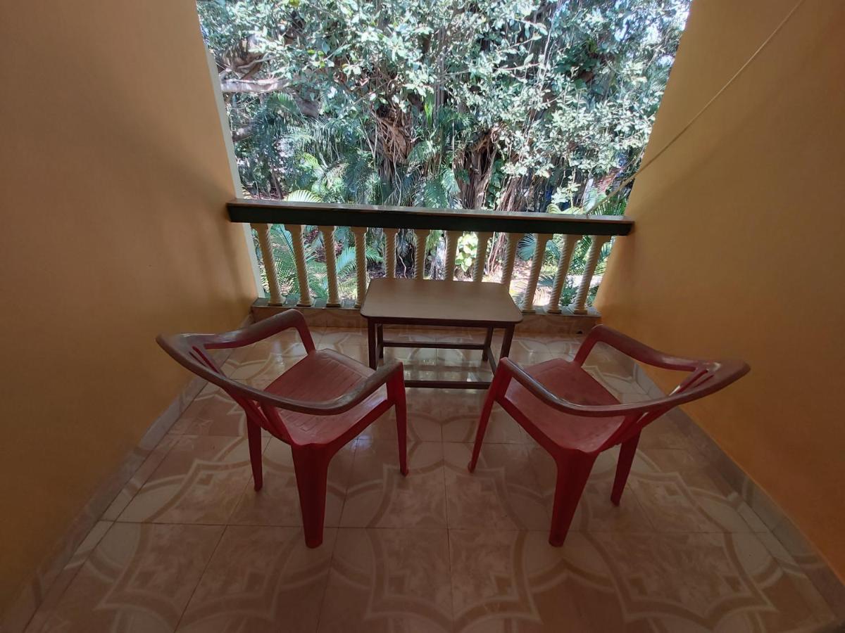Joaquina'S Guest House Calangute Exterior photo